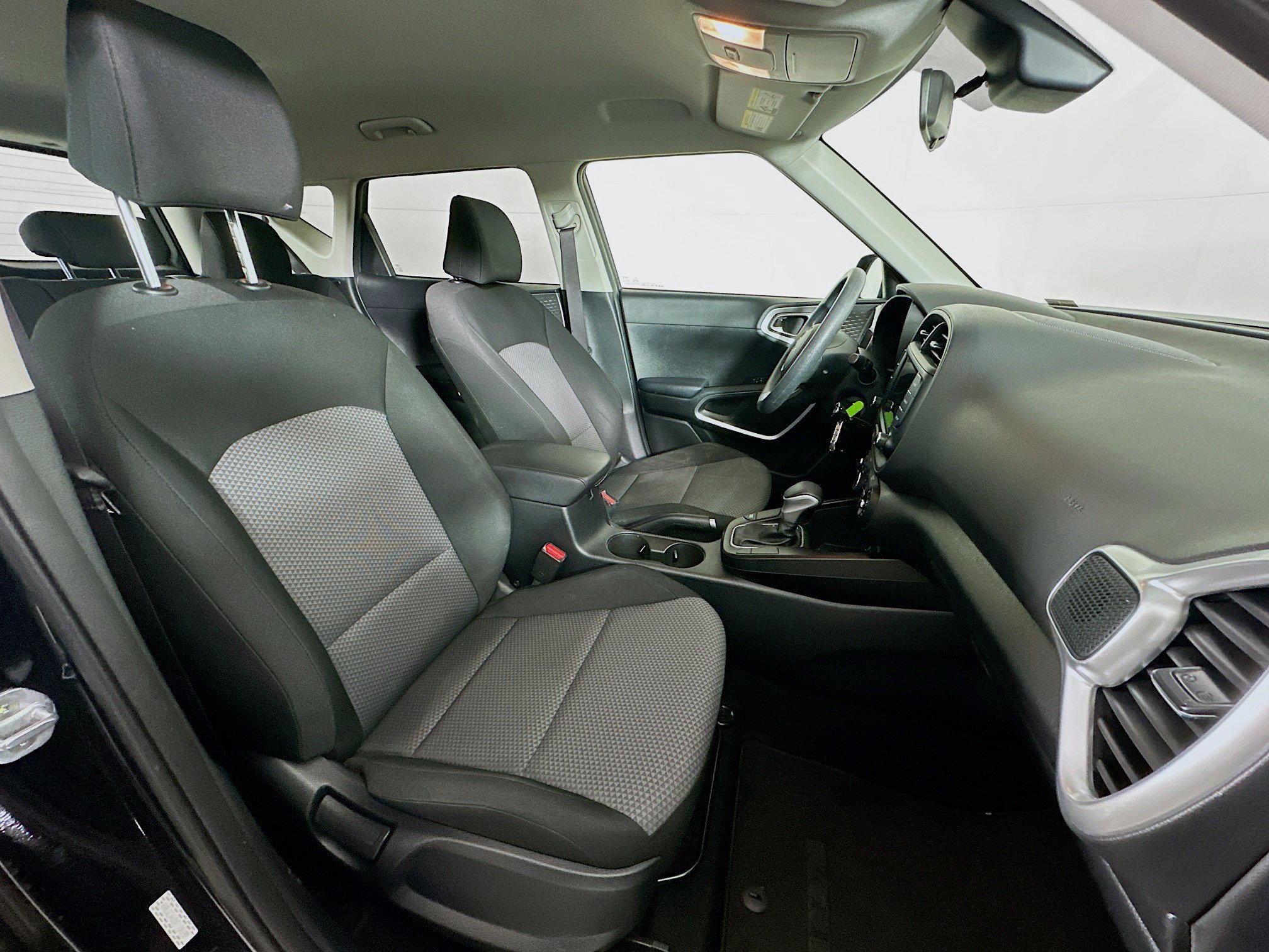 Used 2022 Kia Soul LX w/ Technology Package FWD image 29