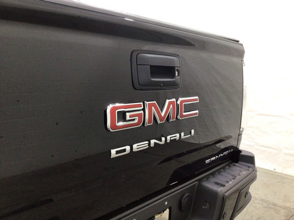 Used 2022 GMC Canyon Denali image 23