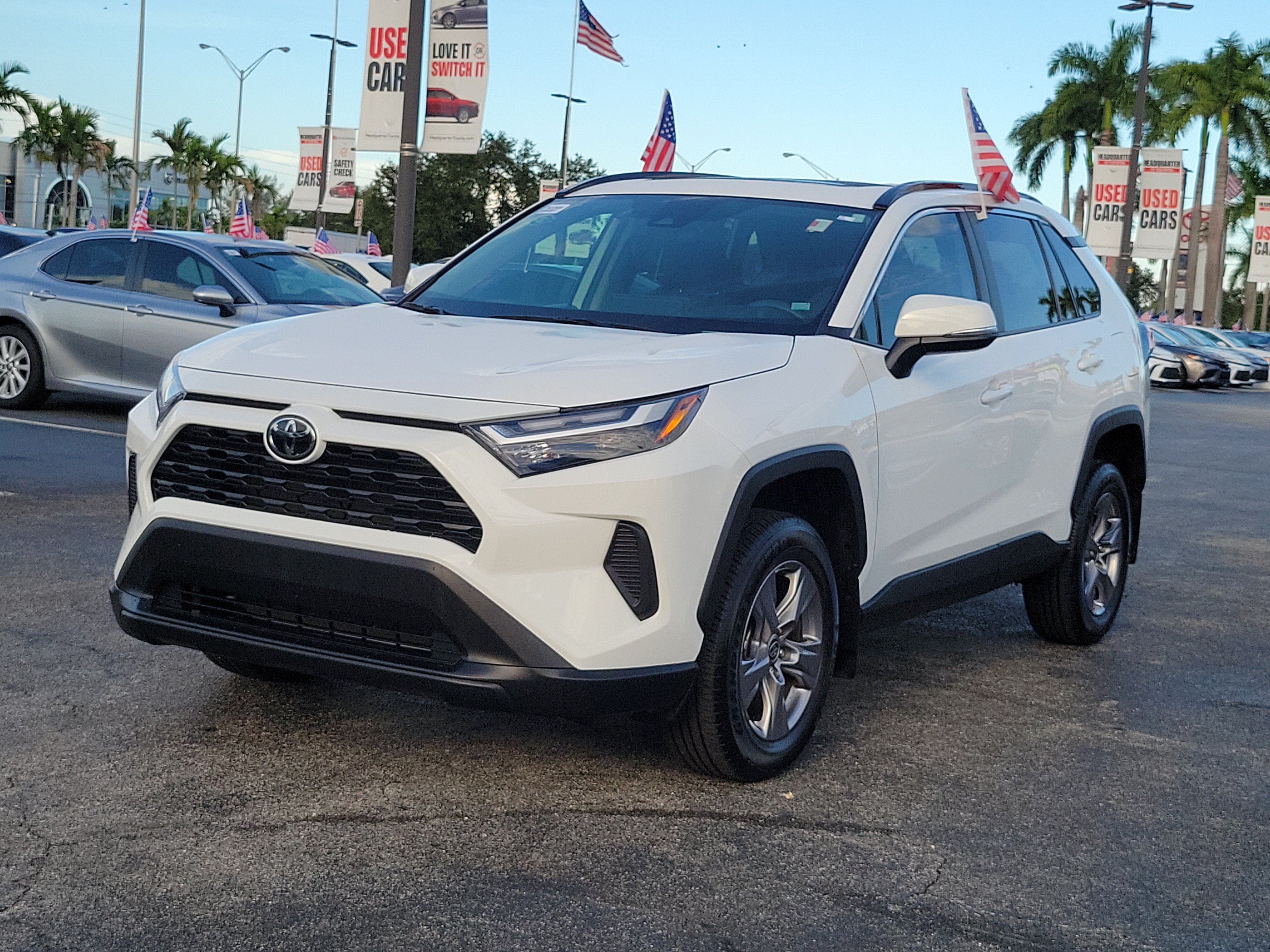 Used 2024 Toyota RAV4 XLE w/ Convenience Package FWD image 6