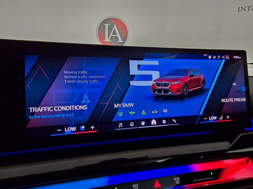 New 2027 BMW M5 Touring AWD/4WD image 30