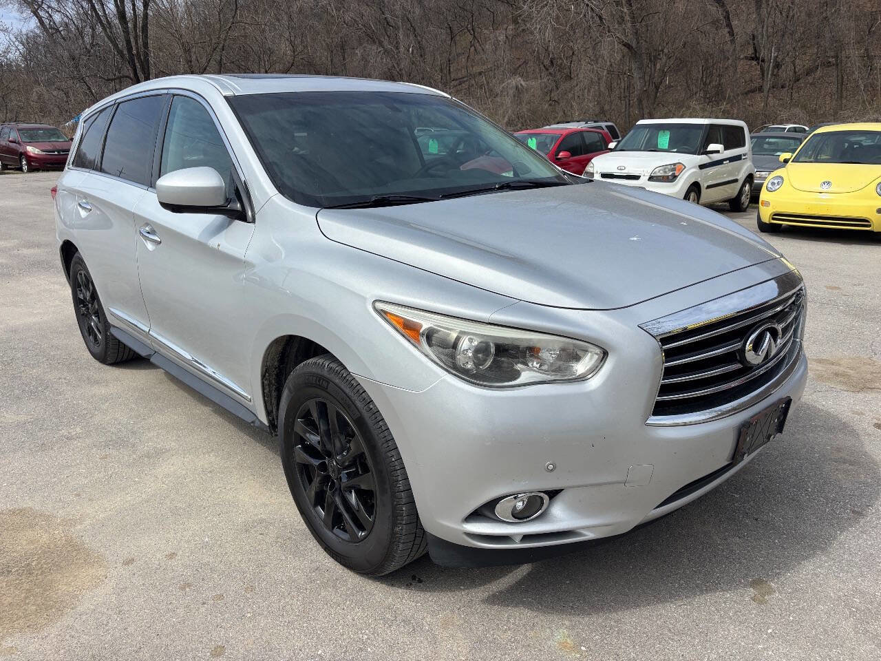 Used 2013 INFINITI JX35 AWD w/ Premium Pkg image 4