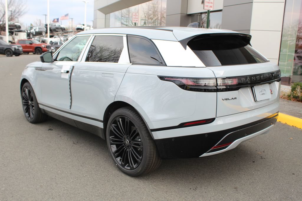 New 2026 Land Rover Range Rover Velar Dynamic SE AWD/4WD image 34