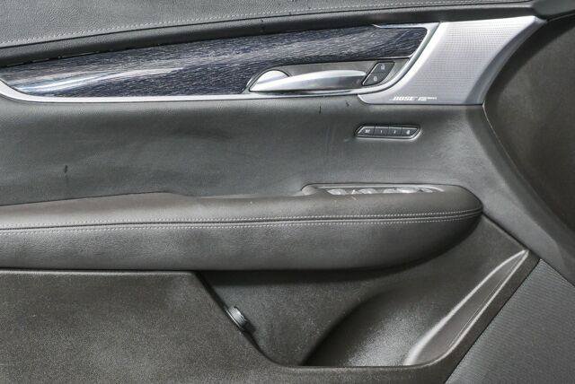 Certified 2023 Cadillac XT5 Premium Luxury w/ Technology Package FWD image 17