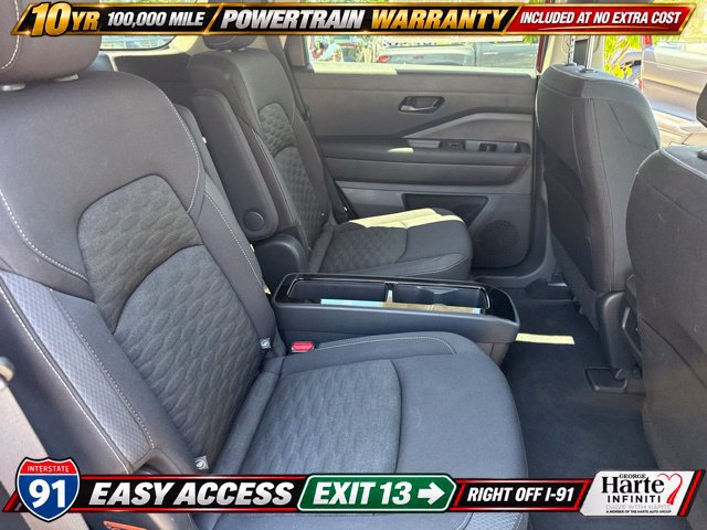 Used 2023 Nissan Pathfinder SV w/ SV Premium Package AWD/4WD image 14