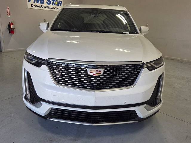 Used 2023 Cadillac XT6 Luxury FWD image 2
