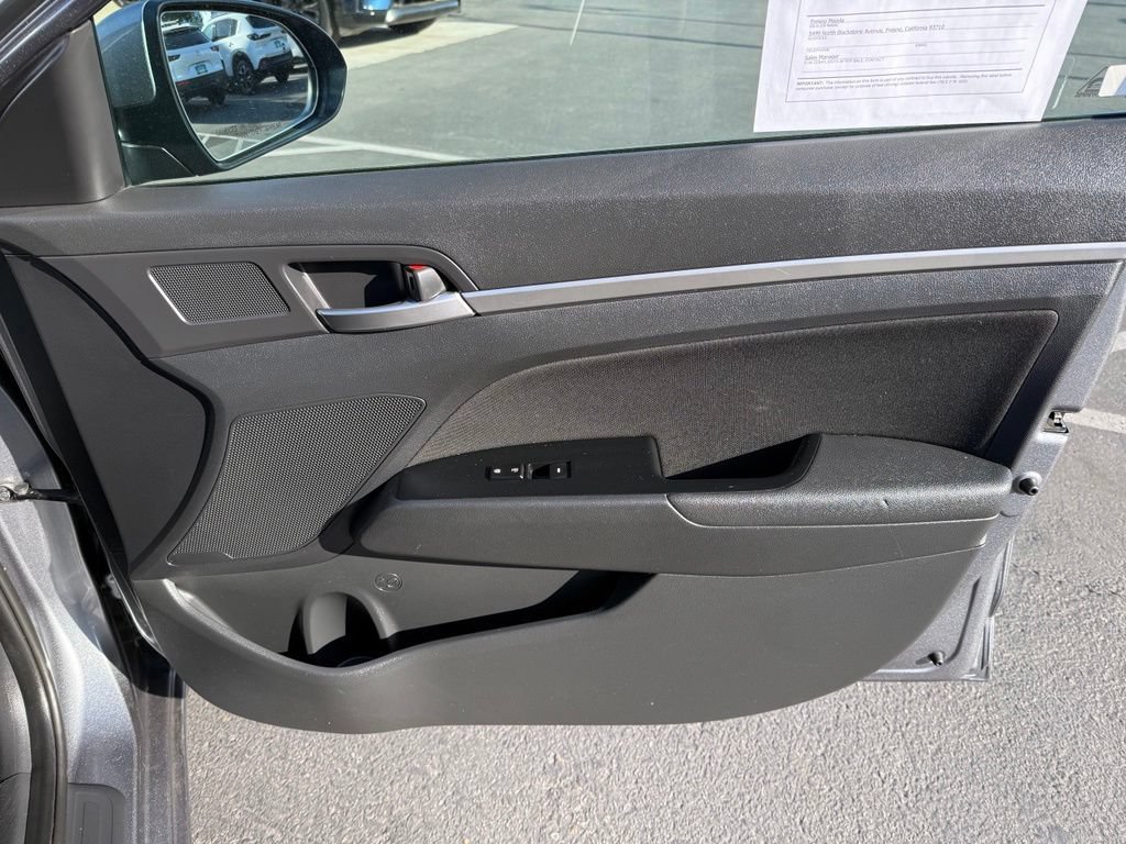 Used 2019 Hyundai Elantra SEL w/ Cargo Package FWD image 18