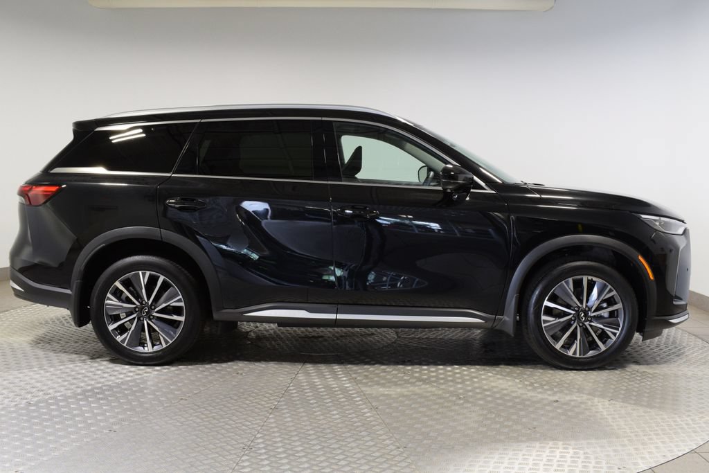 Certified 2026 INFINITI QX60 Luxe w/ Family Package AWD/4WD image 14