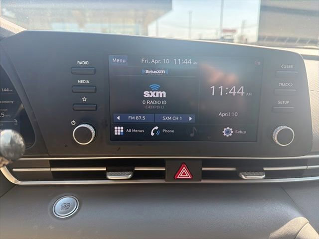 Certified 2021 Hyundai Elantra SEL image 20