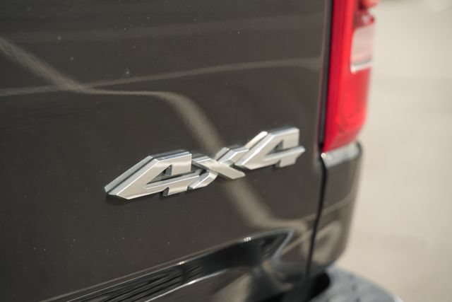 Used 2022 RAM 1500 Laramie AWD/4WD image 43