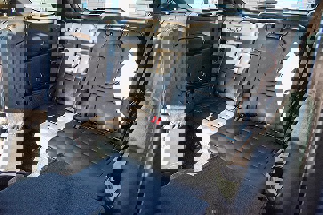 Used 2023 Ford Explorer King Ranch w/ Technology Package image 18