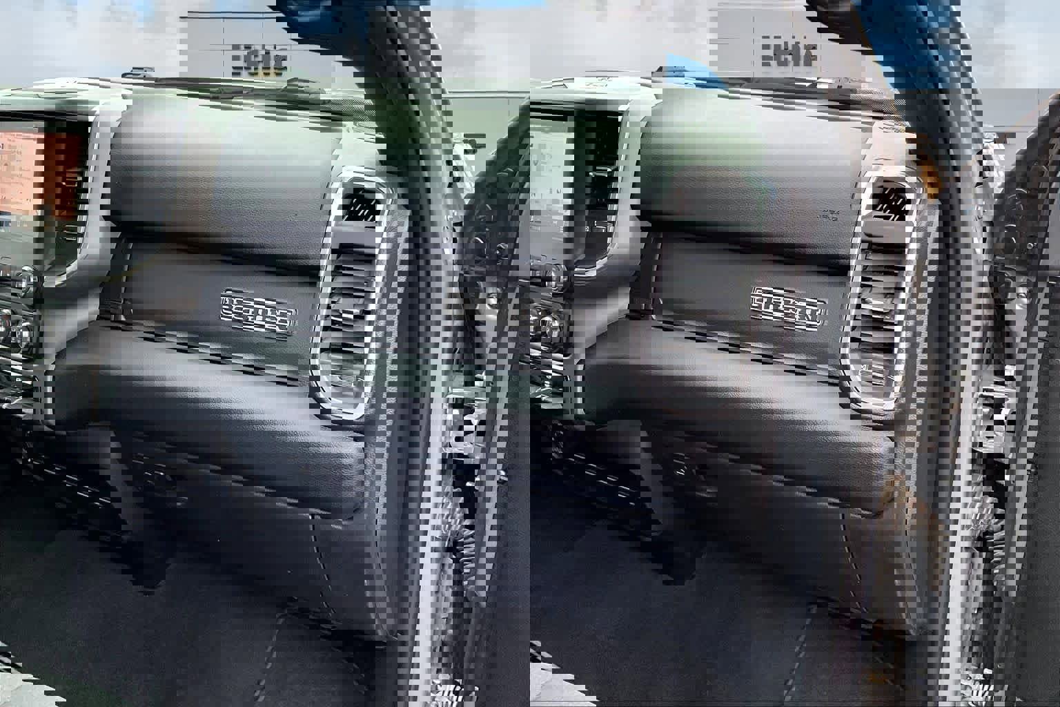 Used 2024 RAM 2500 Big Horn image 23