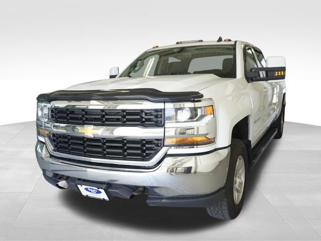 Used 2018 Chevrolet Silverado 1500 LT w/ Trailering Package AWD/4WD image 1