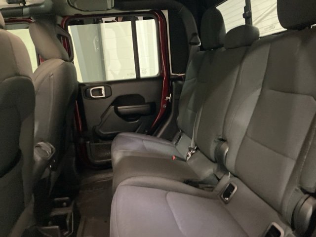 Used 2021 Jeep Gladiator Willys image 20