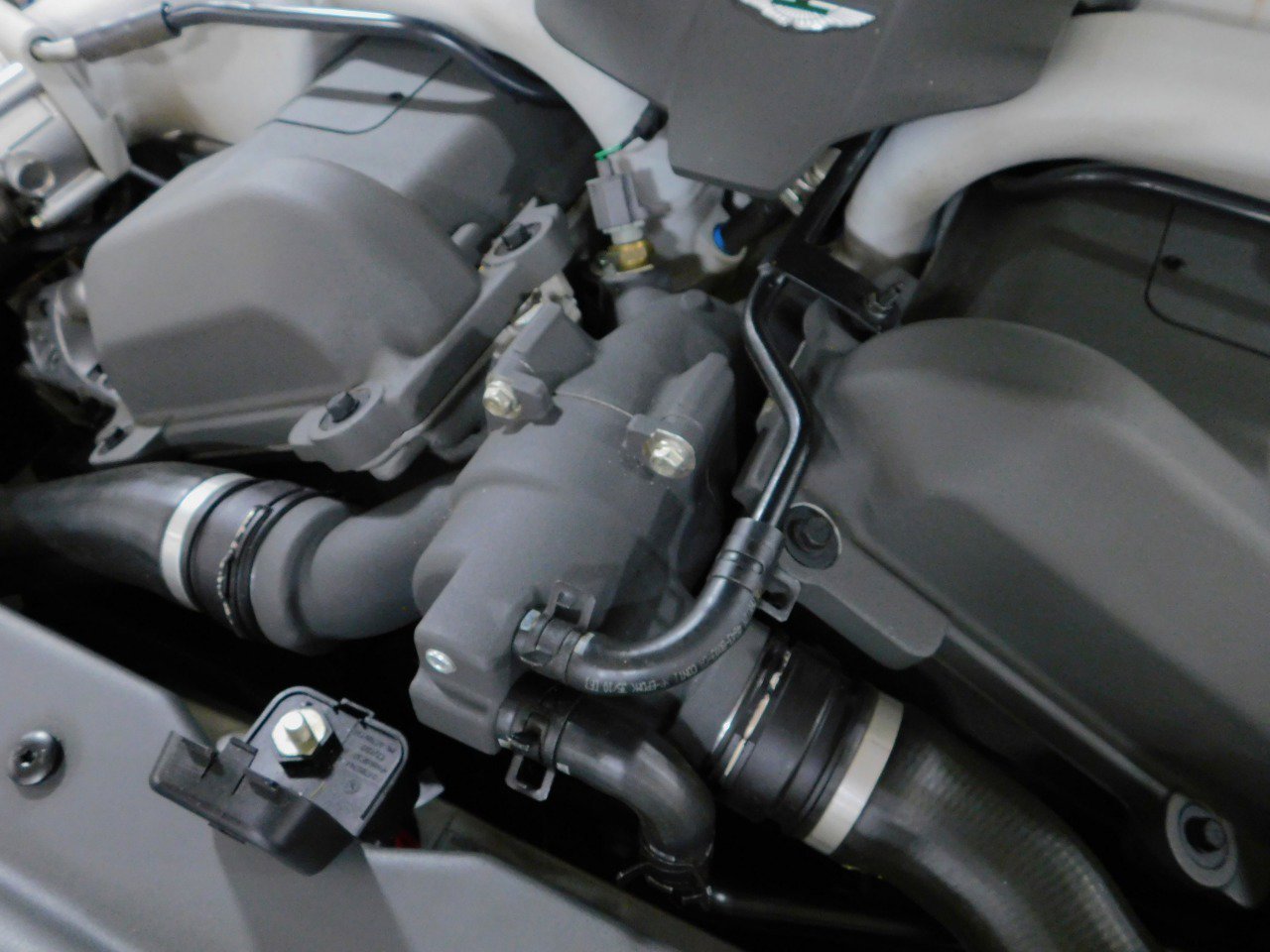 Used 2011 Aston Martin Rapide image 27