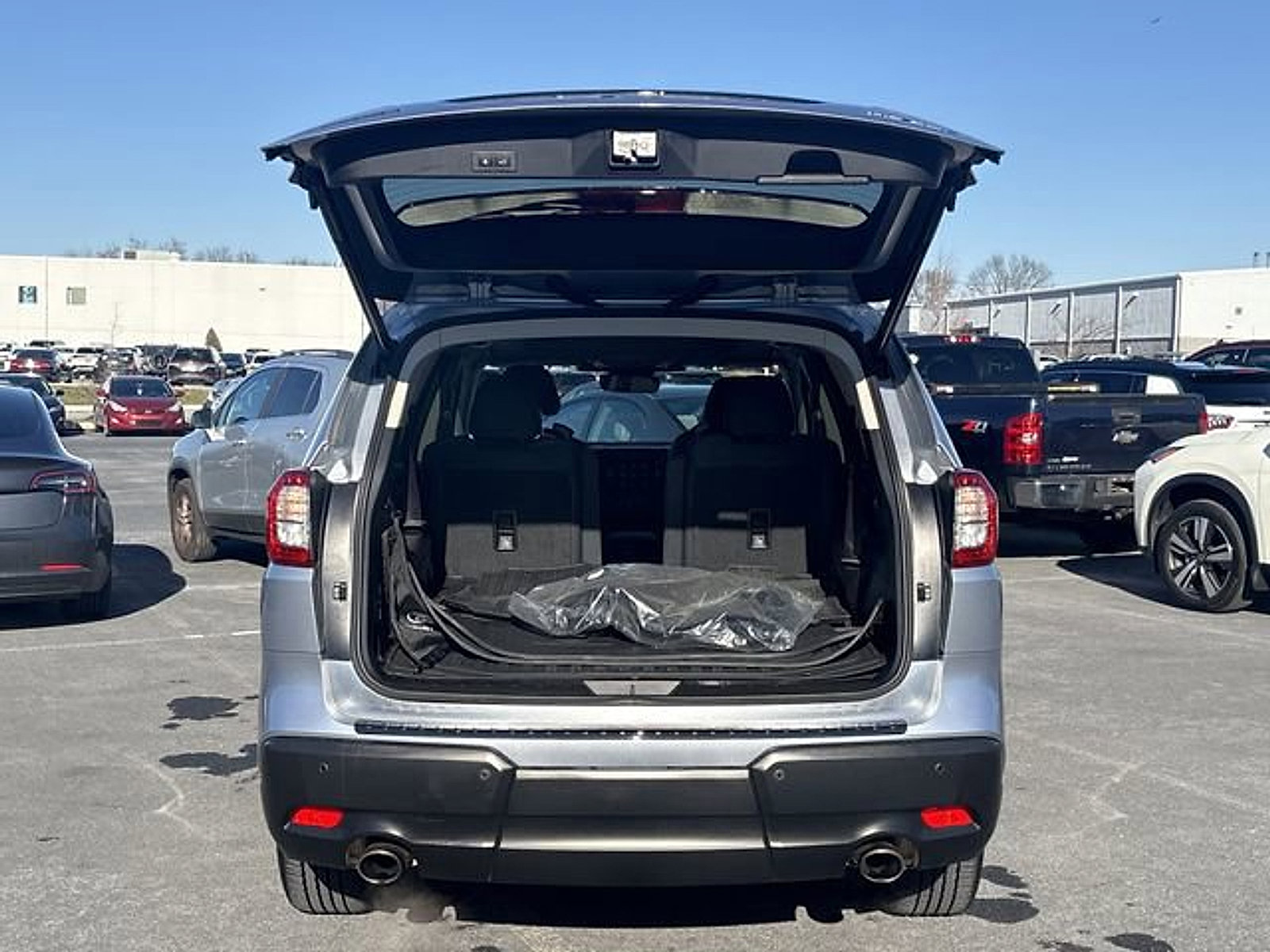 Used 2024 Subaru Ascent Onyx Edition image 12