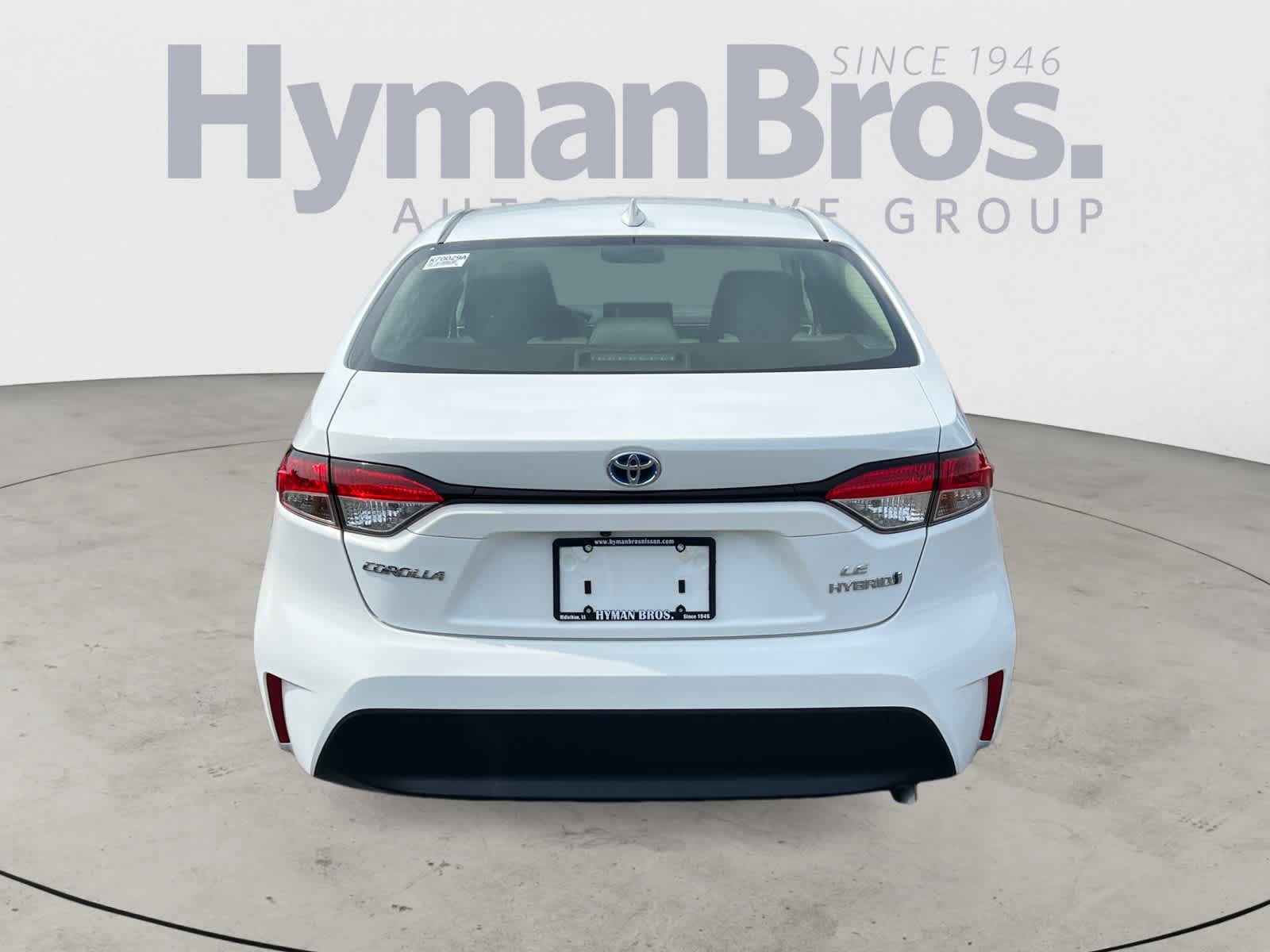 Used 2023 Toyota Corolla LE w/ Carpet Mat Package (TMS) FWD image 4