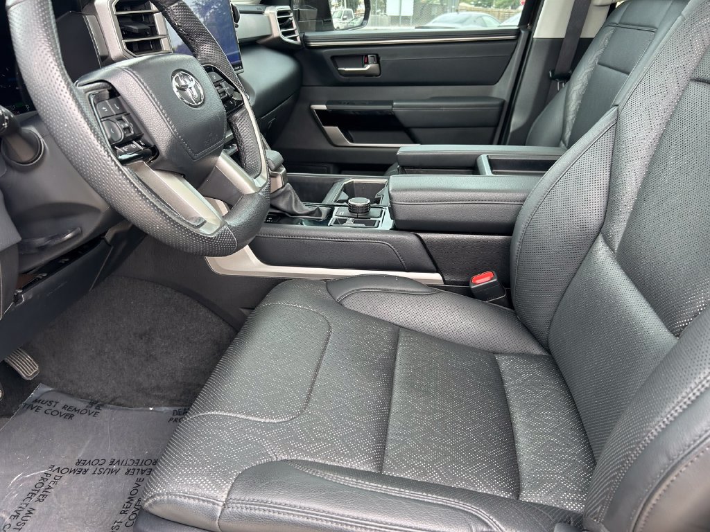 Used 2024 Toyota Tundra Limited AWD/4WD image 11