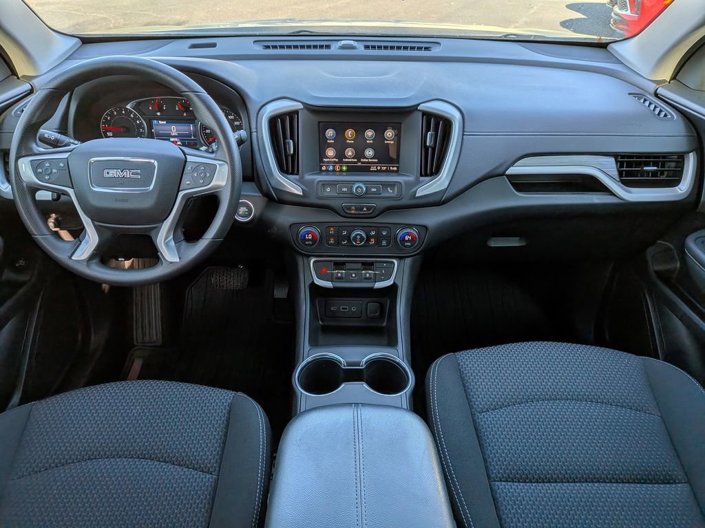 Used 2023 GMC Terrain SLE w/ Driver Convenience Package image 16
