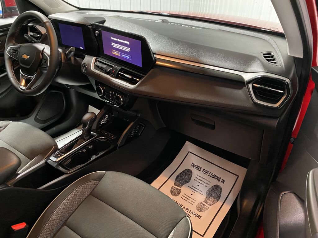 Used 2026 Chevrolet TrailBlazer LT w/ LT Cold Weather Package image 7