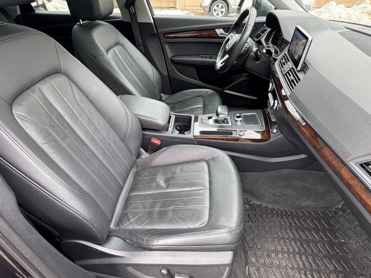 Used 2018 Audi Q5 2.0T Premium Plus w/ Premium Plus Package AWD/4WD image 22
