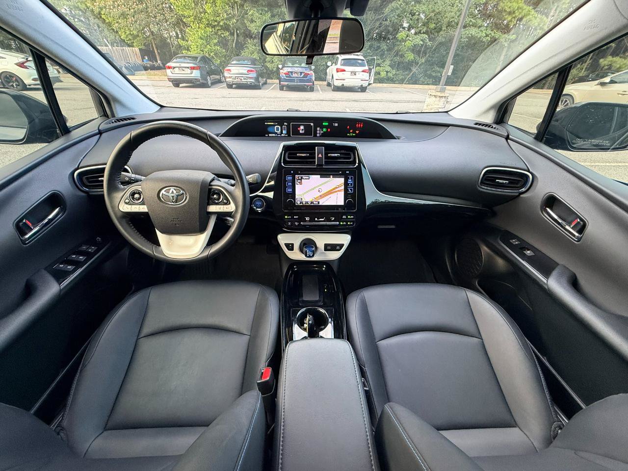Used 2018 Toyota Prius Three Touring FWD image 2