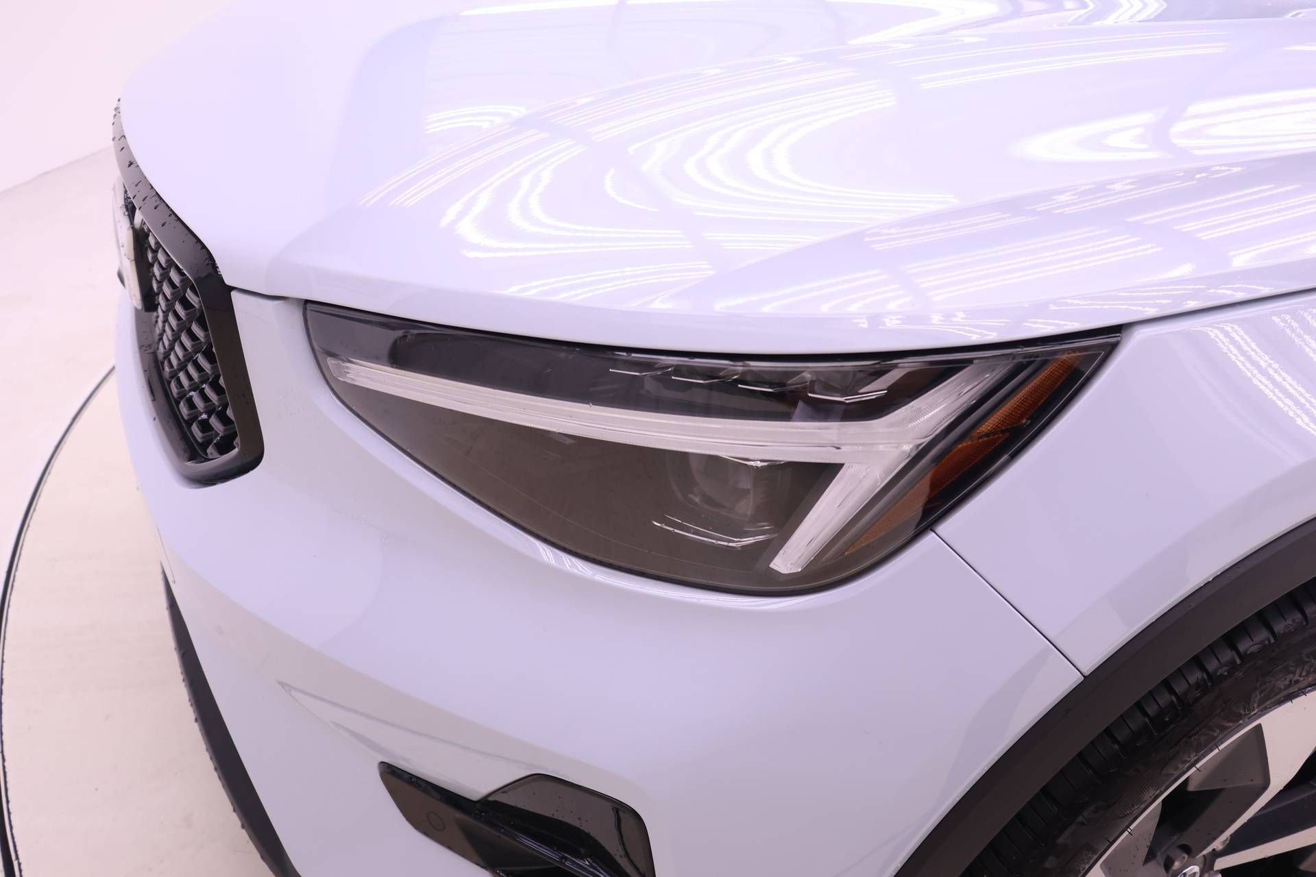 New 2026 Volvo XC40 B5 Plus w/ Protection Package Premier AWD/4WD image 25