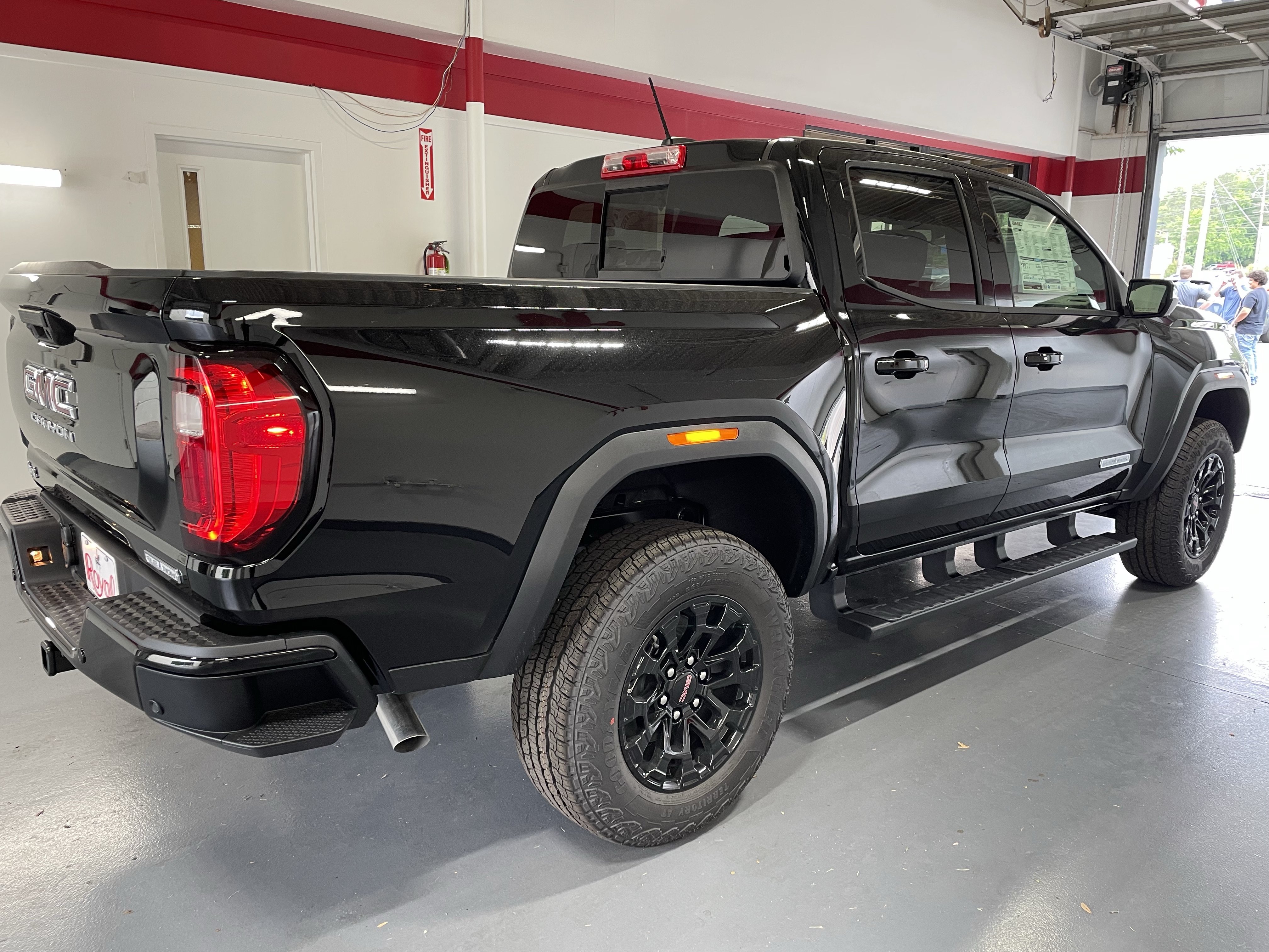 New 2026 GMC Canyon Elevation w/ Convenience Package RWD image 4