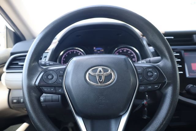 Used 2020 Toyota Camry LE FWD image 13