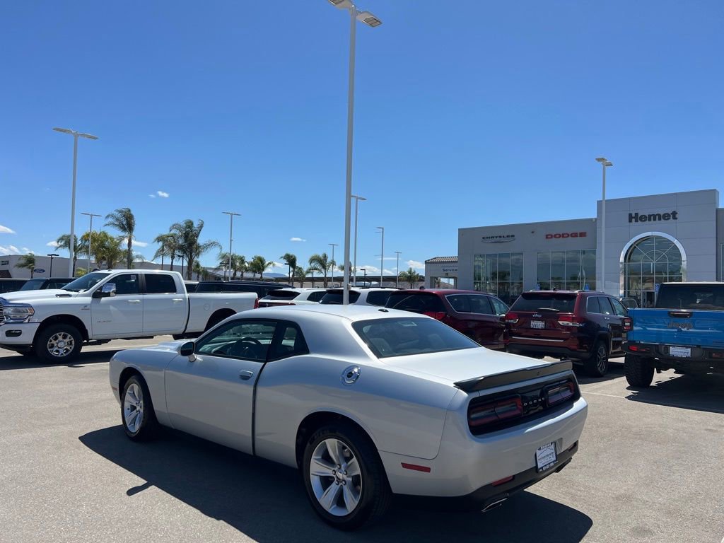 Used 2023 Dodge Challenger SXT image 6