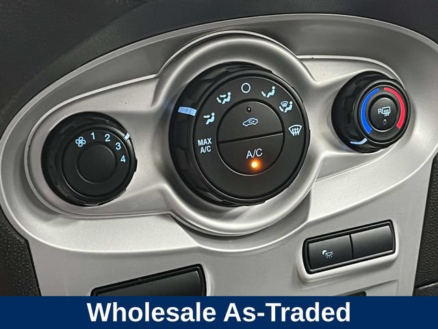 Used 2015 Ford Fiesta SE FWD image 28