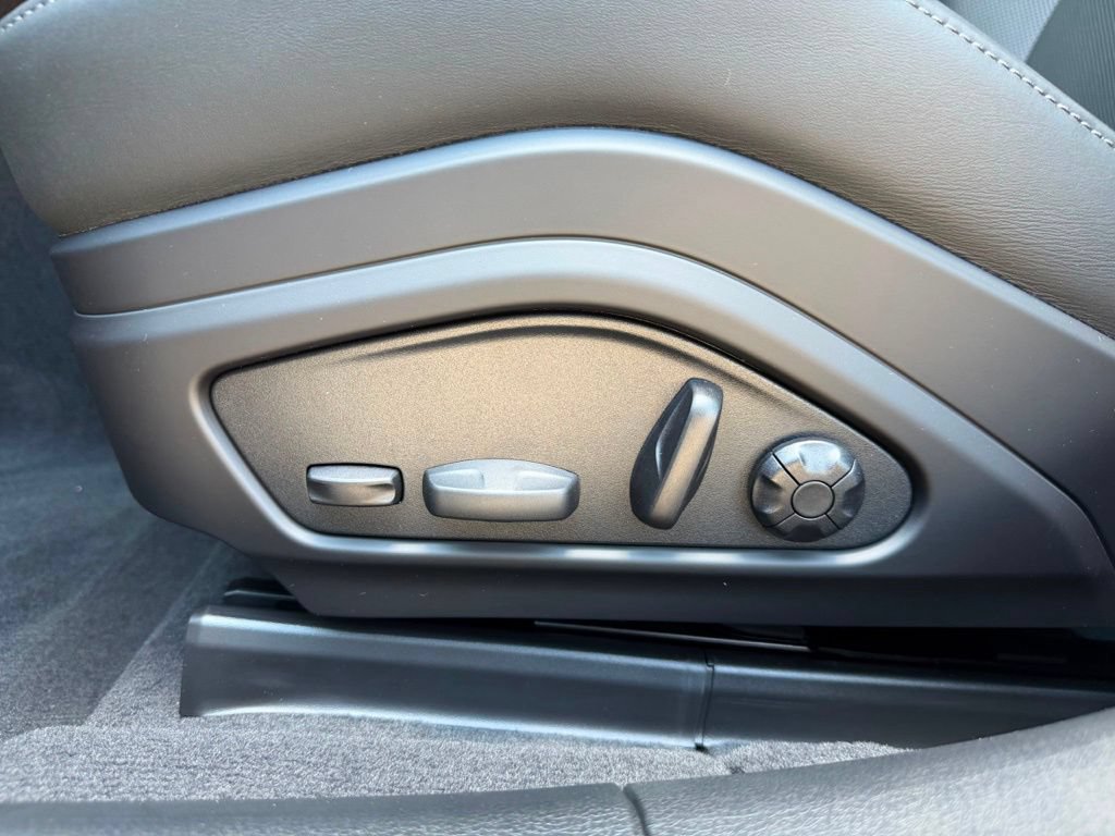 New 2026 Porsche Panamera RWD image 6