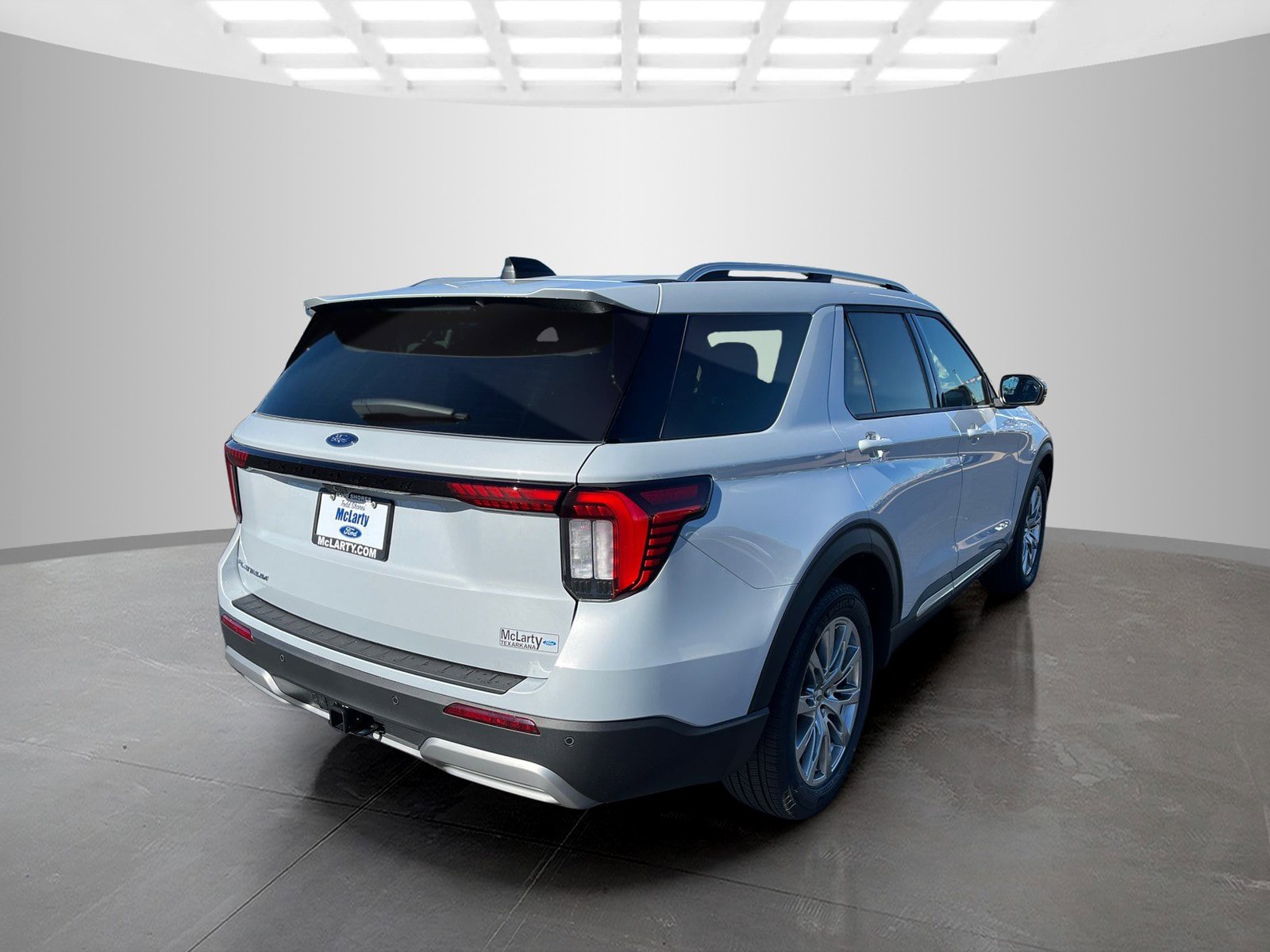 New 2026 Ford Explorer Platinum image 11