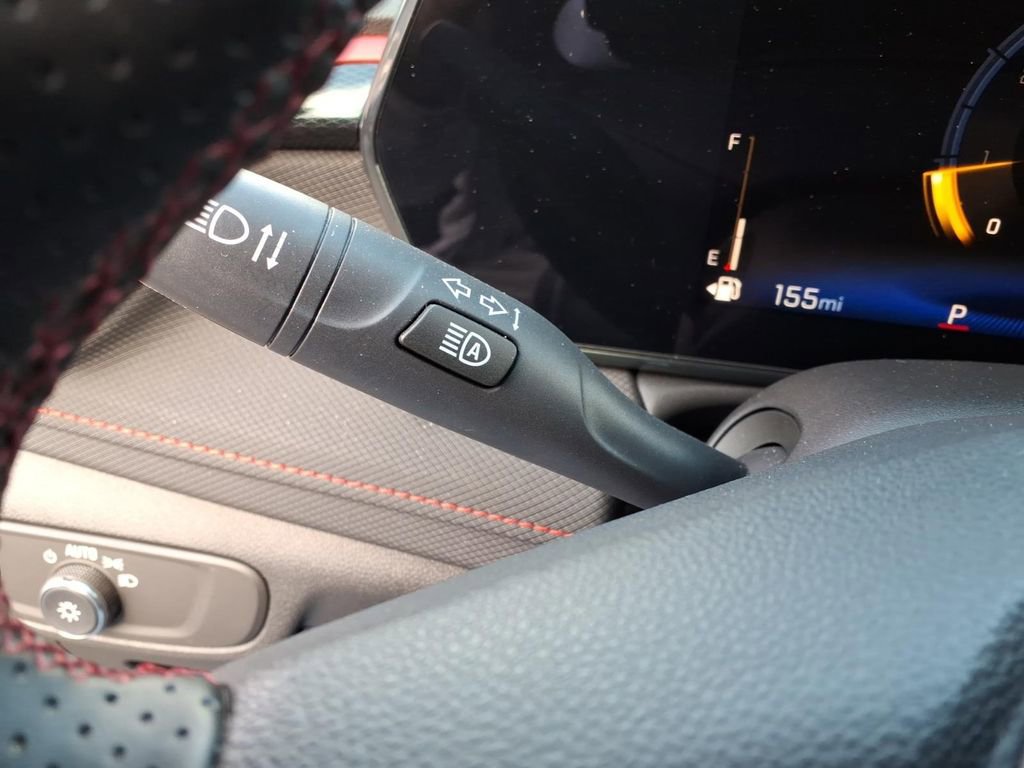 Used 2024 Chevrolet TrailBlazer RS w/ Convenience Package image 18