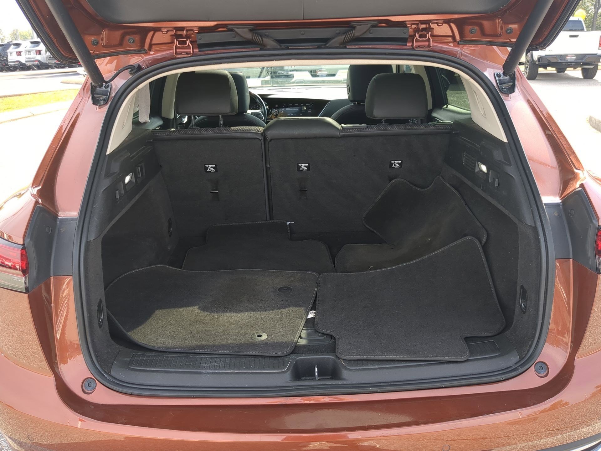 Used 2022 Buick Envision Preferred FWD image 21
