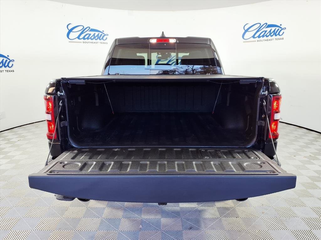 Used 2025 RAM 1500 Laramie w/ Night Edition image 5