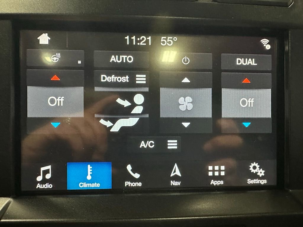 Used 2018 Ford F150 Platinum w/ Equipment Group 701A Luxury image 27