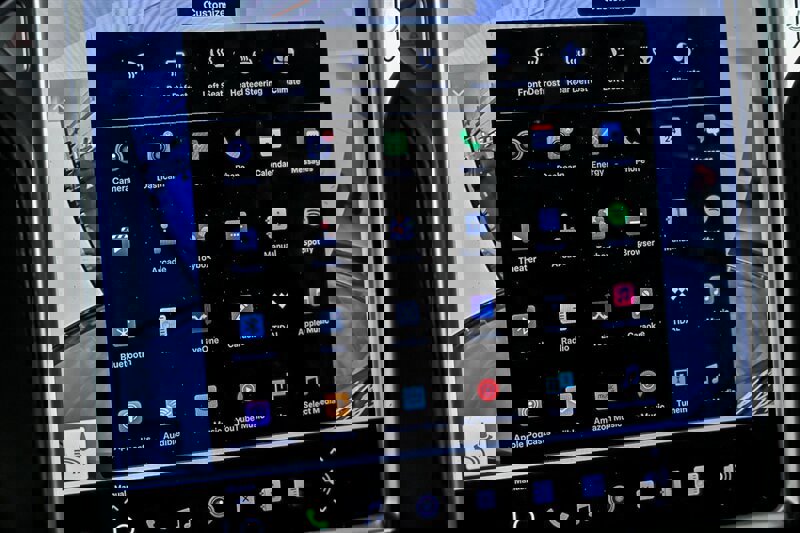 Used 2018 Tesla Model S 100D image 36