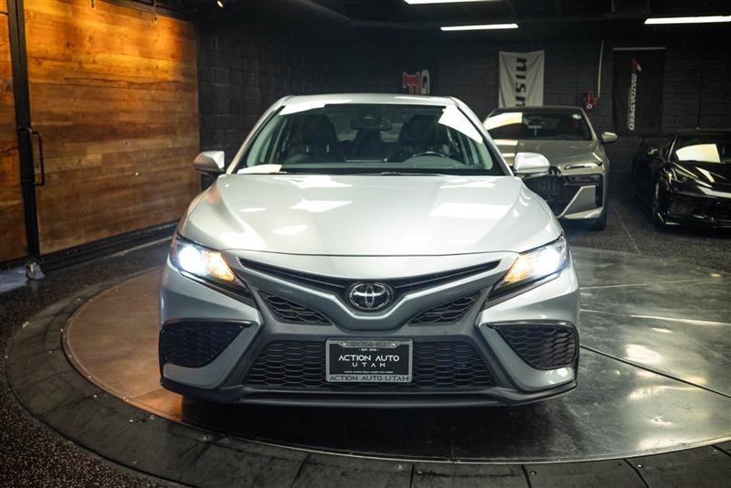Used 2023 Toyota Camry SE w/ Convenience Package FWD image 4