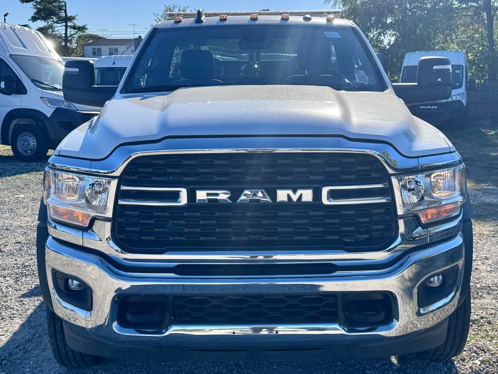 New 2024 RAM 4500 SLT w/ Quick Order Package 2YG SLT image 3