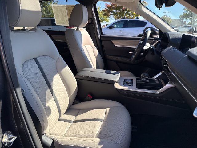 Certified 2026 MAZDA CX-90 3.3 Turbo w/ Preferred Package AWD/4WD image 12