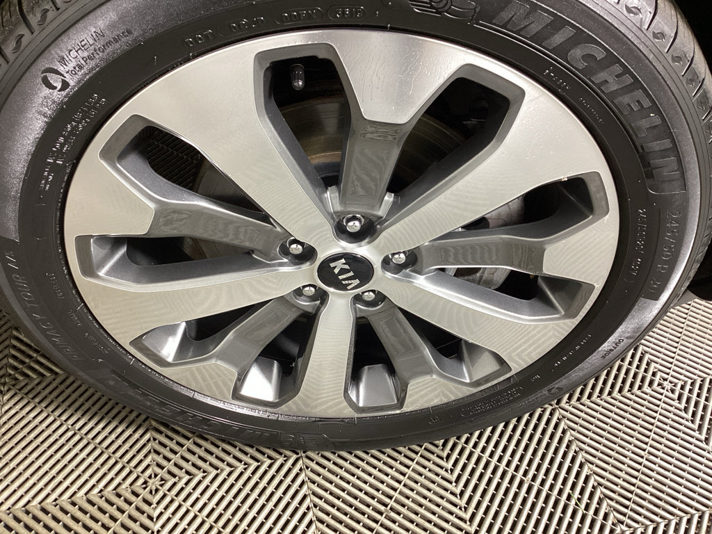 Used 2020 Kia Telluride EX w/ EX Premium Package AWD/4WD image 7