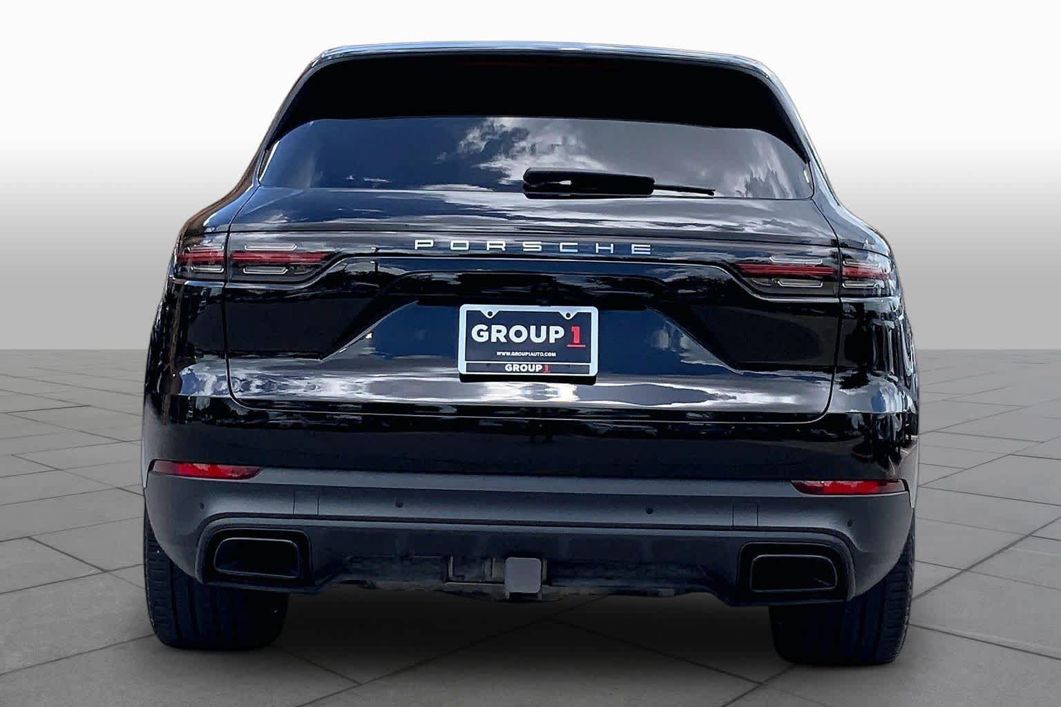 Used 2021 Porsche Cayenne AWD/4WD image 5