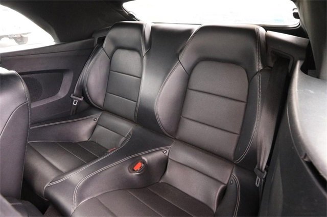 Used 2023 Ford Mustang Premium image 9