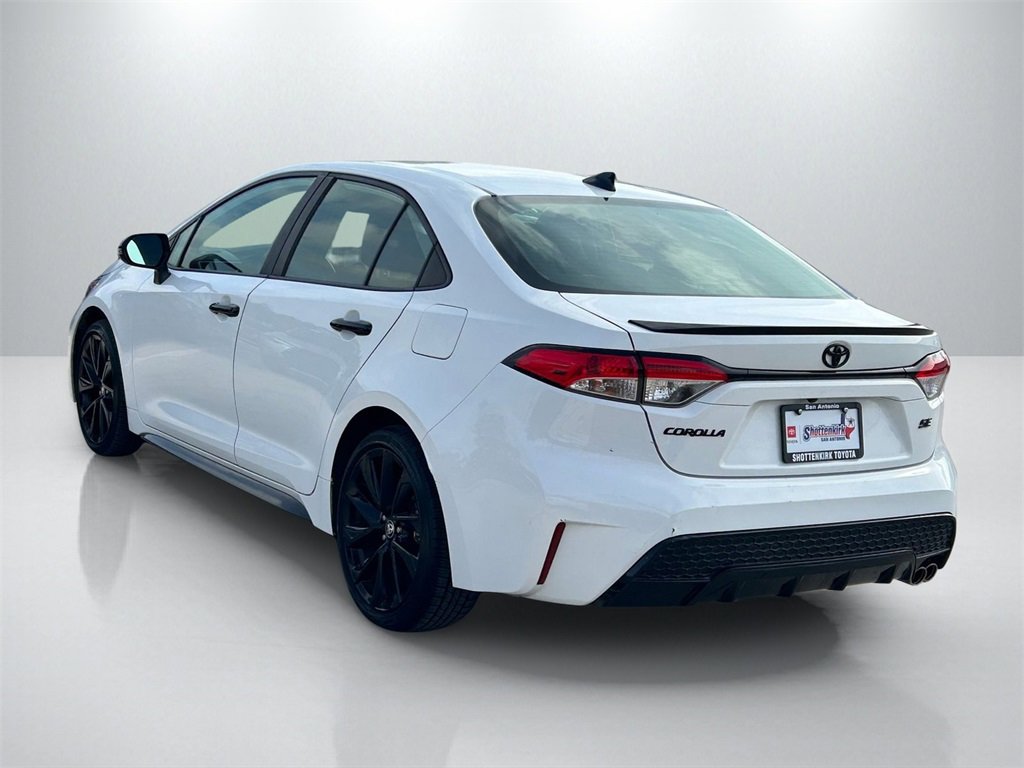Used 2022 Toyota Corolla SE image 7