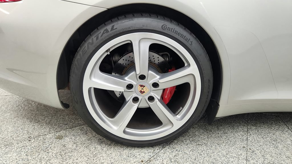 Used 2013 Porsche 911 Carrera S RWD image 21