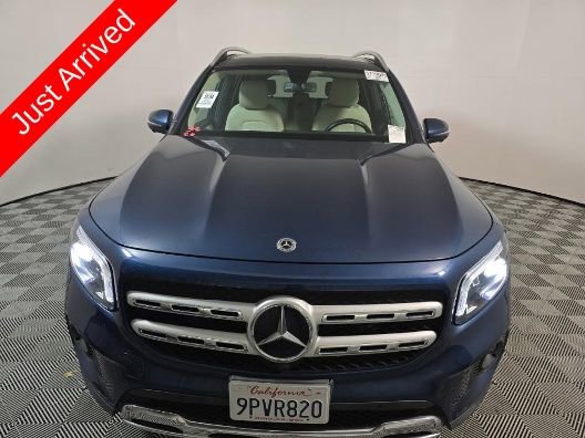 Used 2021 Mercedes-Benz GLB 250 w/ Premium Package image 2