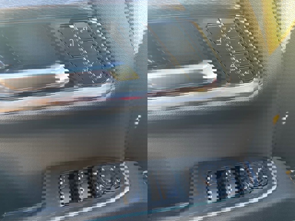 New 2026 Chevrolet Silverado 1500 LTZ w/ LTZ Premium Package image 18