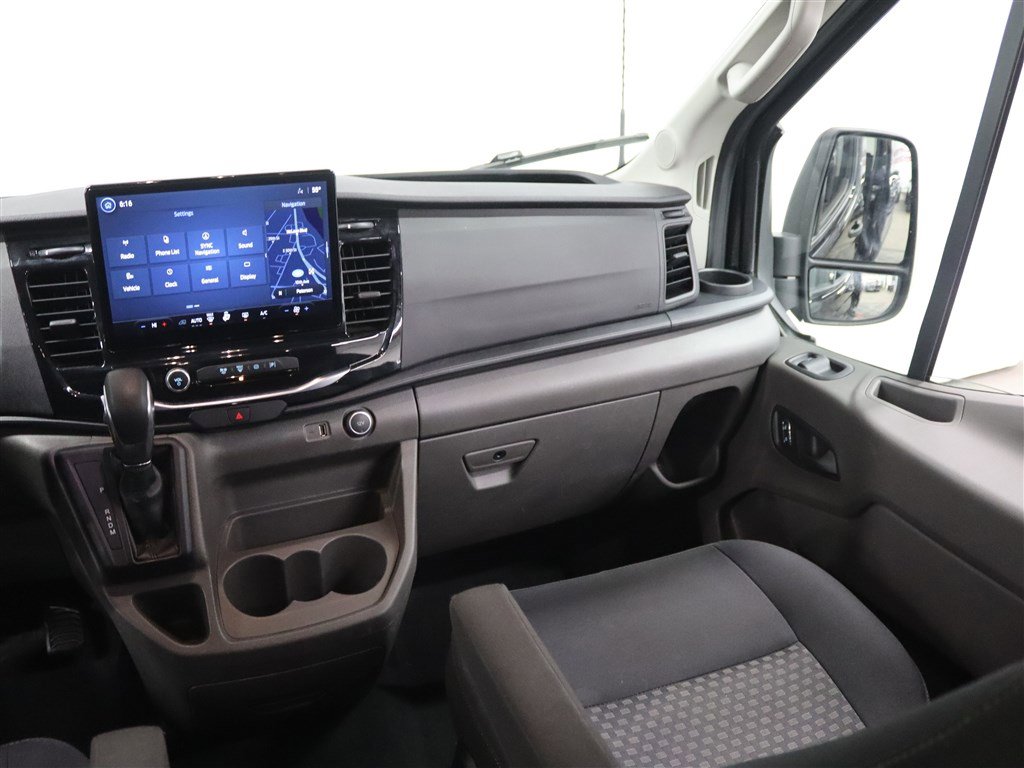 Used 2023 Ford Transit 350 XLT image 21