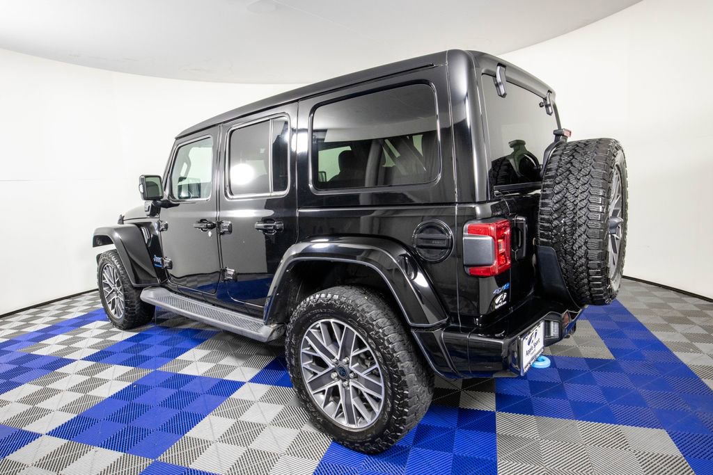 Used 2024 Jeep Wrangler High Altitude AWD/4WD image 7