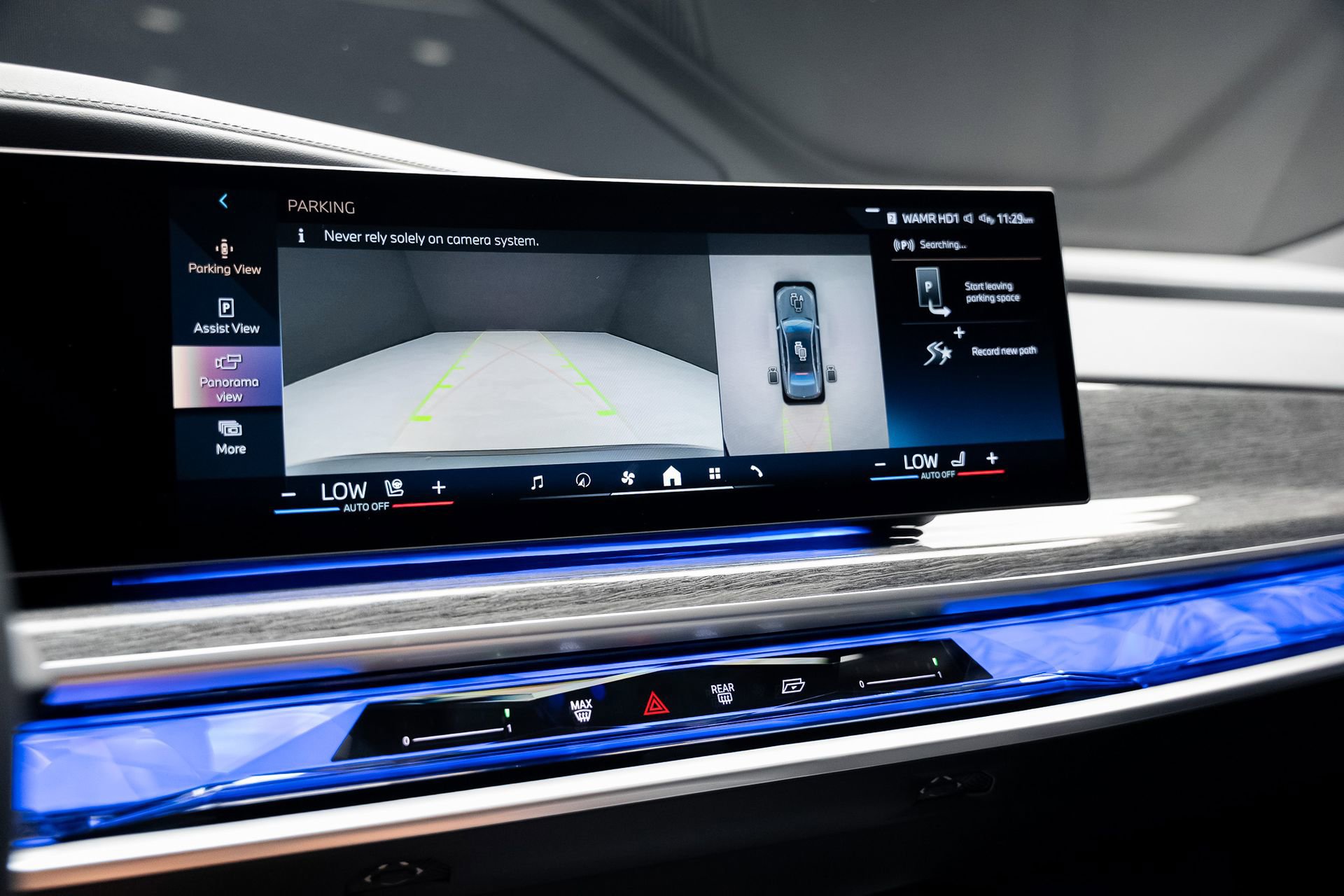 Used 2024 BMW i7 eDrive50 RWD image 49